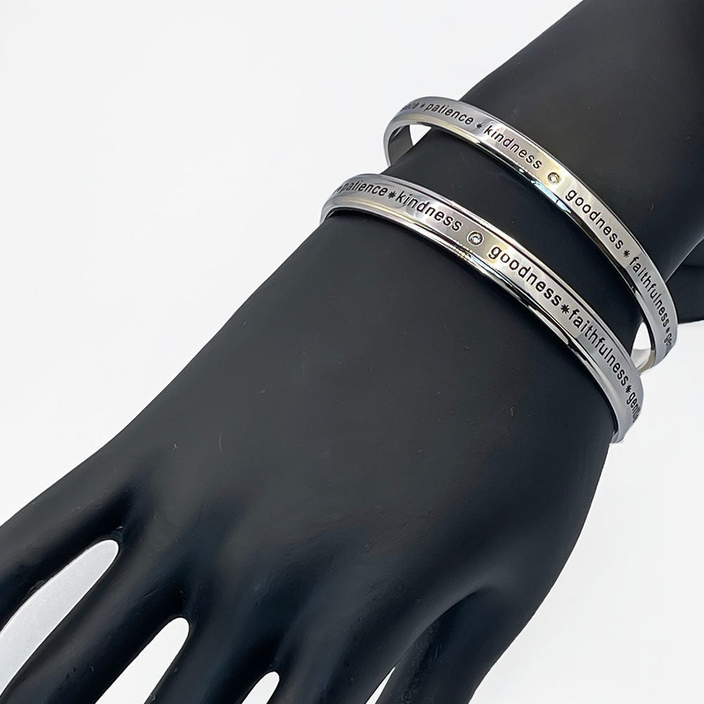 Bible Verse Blessing Cuff (Color: Silver)
