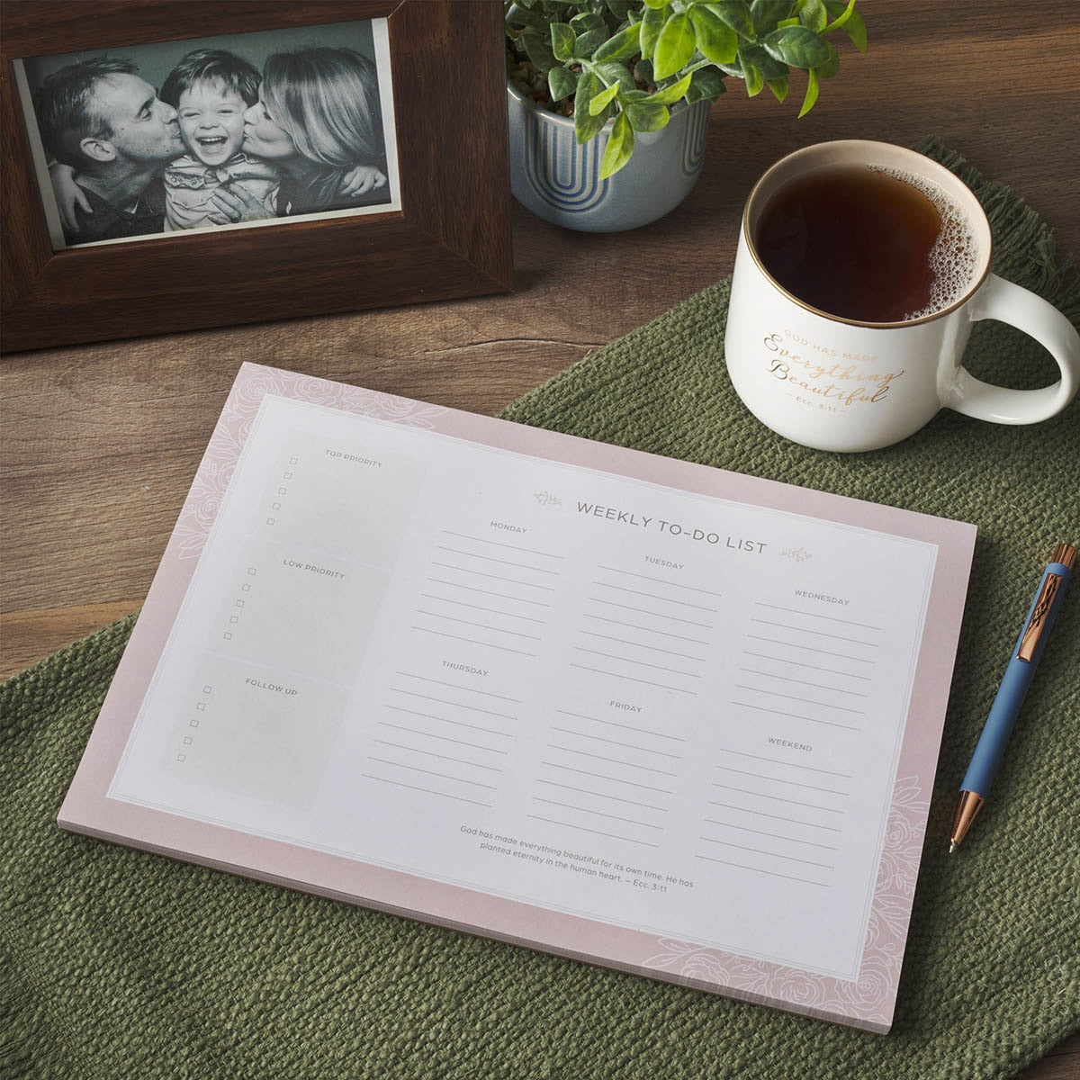 Everything Beautiful Blush Pink Undated Weekly To-Do List - Ecclesiastes 3:11 - Image 2