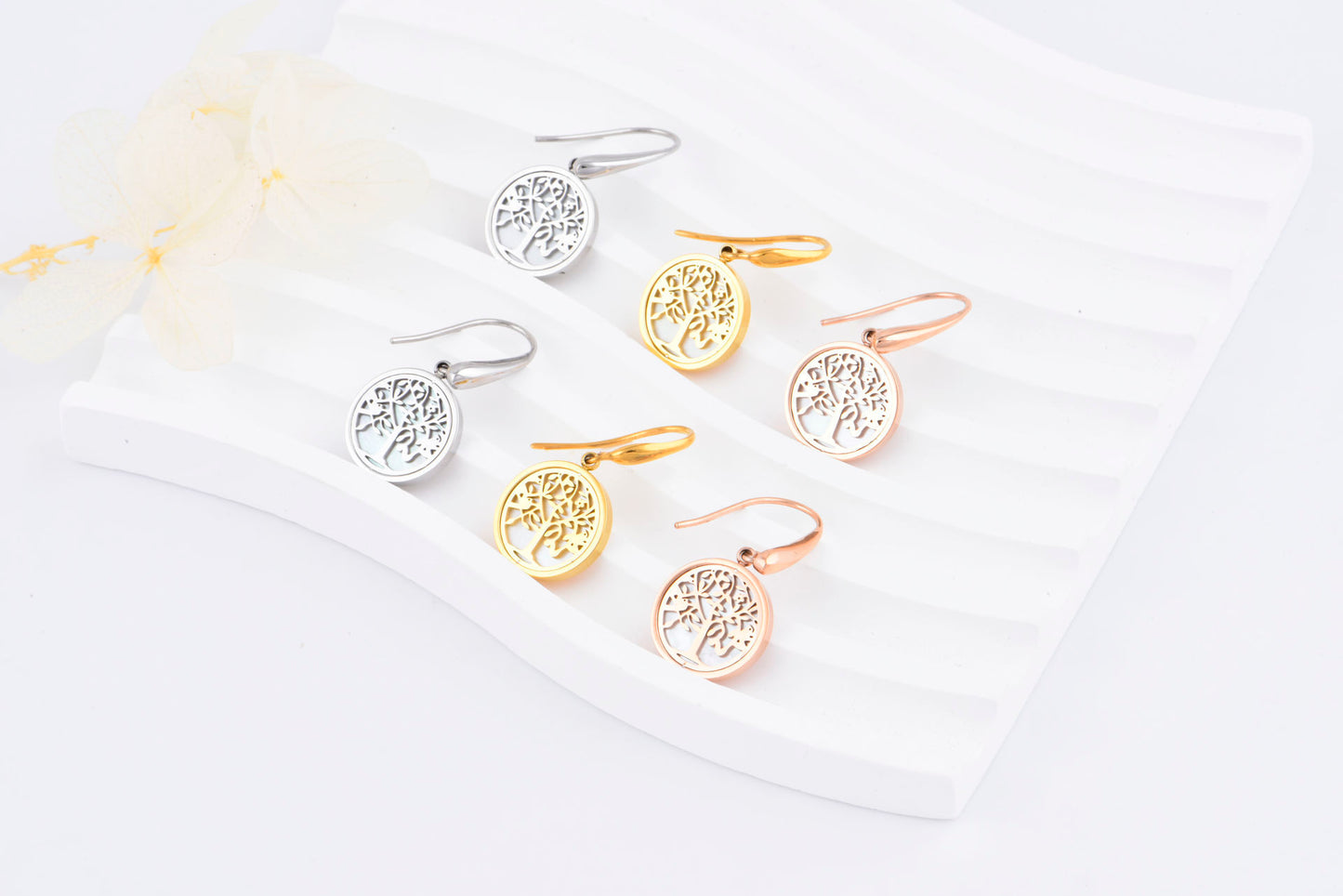 The Pearl of the Tree of life Necklace(Stainless steel) (Gold)