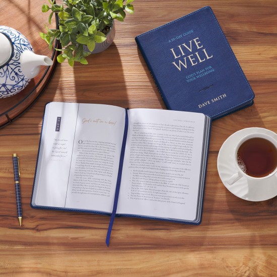 Live Well: God's Plan for Your Wellbeing Blue Faux Leather Daily Devotional
